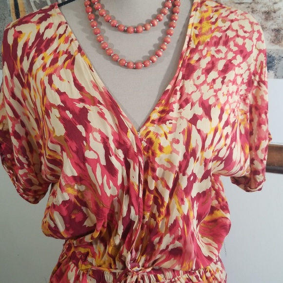 Hot & Delicious pattern romper. Size L Jrs - Picture 2 of 8